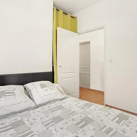 Bel 4p St-maxime Apartman *